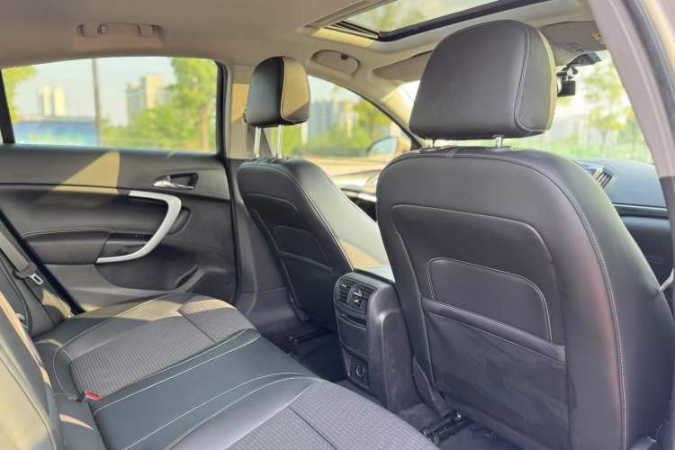 Used Buick Regal 2015 1.6T Leading Technology Model Interior 2