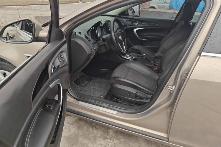 Used Buick Regal 2015 1.6T Leading Technology Model Interior 3