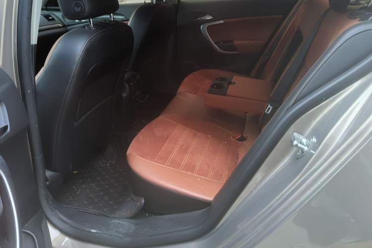Used Buick Regal 2015 1.6T Elite Tech Model Interior 4