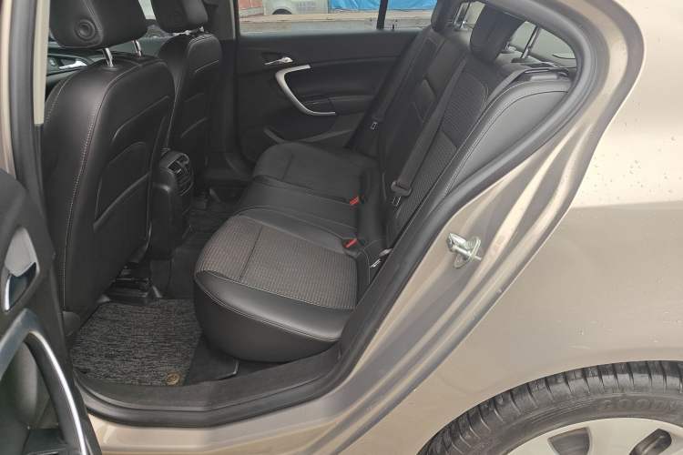 Used Buick Regal 2015 1.6T Leading Technology Model Interior 4