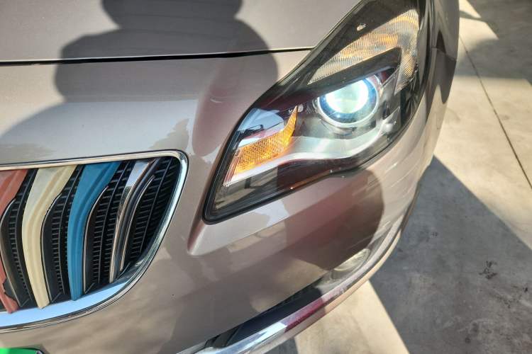 Used Buick Regal 2015 1.6T Elite Tech Model Left Front Headlight