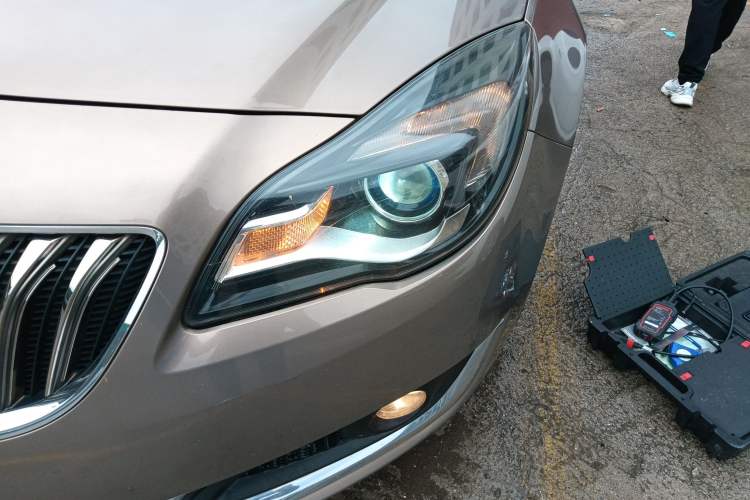 Used Buick Regal 2015 2.0L Leading Fashion Edition Left Front Headlight