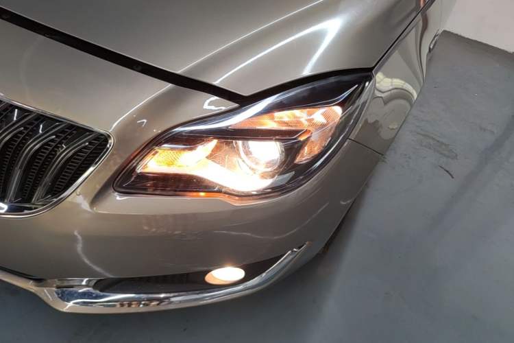 Used Buick Regal 2015 1.6T Leading Technology Model Left Front Headlight