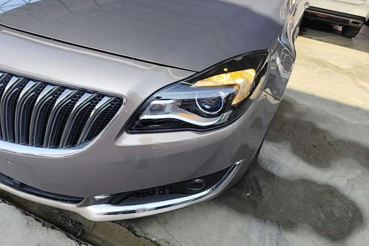 Used Buick Regal 2015 1.6T Elite Tech Model Left Front Headlight