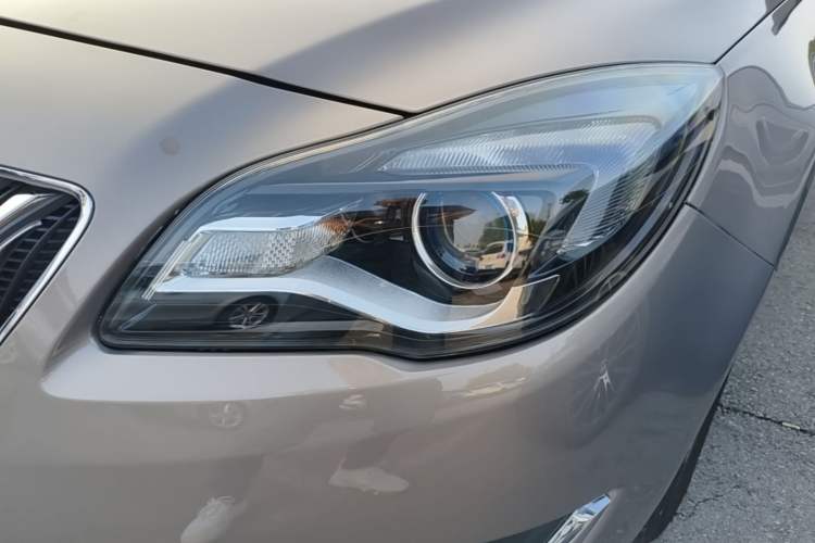 Used Buick Regal 2015 1.6T Elite Tech Model Left Front Headlight