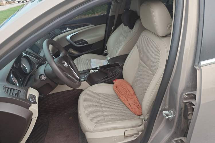 Used Buick Regal 2015 2.0L Leading Fashion Edition Left Front Seat