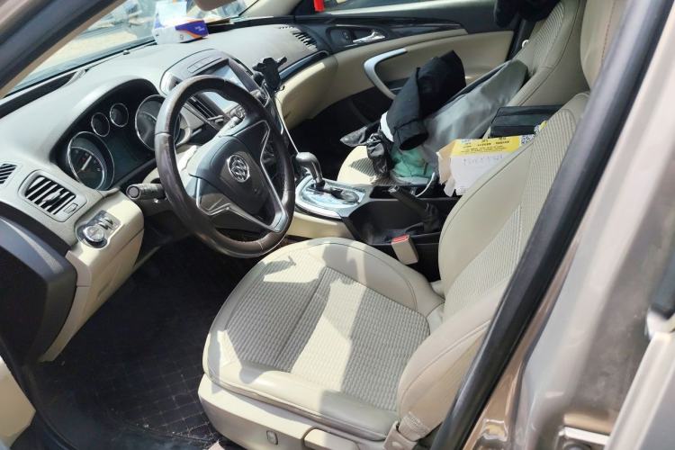 Used Buick Regal 2015 2.0L Leading Fashion Edition Left Front Seat
