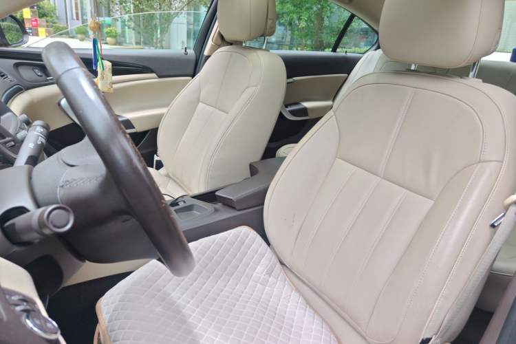Used Buick Regal 2015 2.0L Elite Fashion Edition Left Front Seat