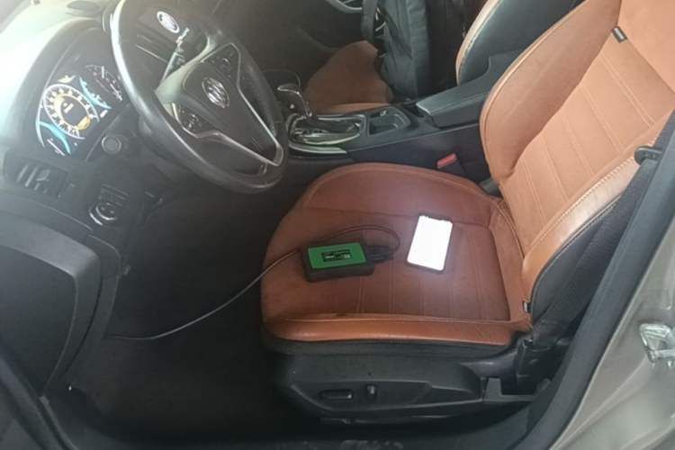 Used Buick Regal 2015 1.6T Elite Tech Model Left Front Seat