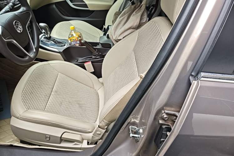 Used Buick Regal 2015 2.0L Leading Fashion Edition Left Front Seat