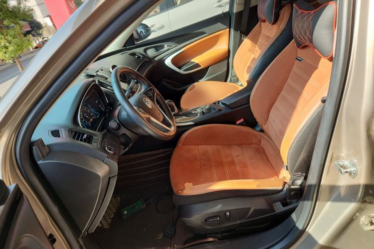 Used Buick Regal 2015 1.6T Elite Tech Model Left Front Seat