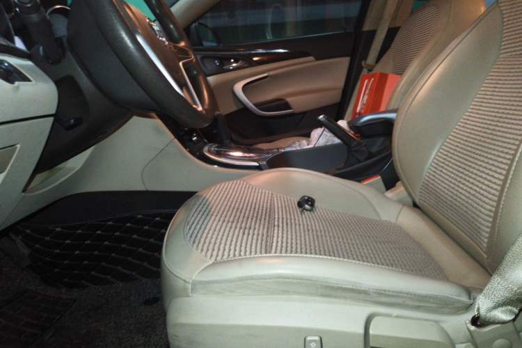 Used Buick Regal 2015 2.0L Leading Fashion Edition Left Front Seat