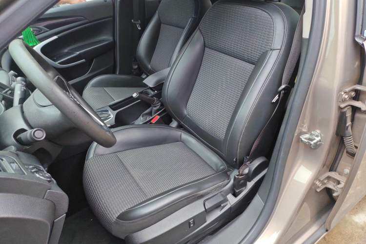 Used Buick Regal 2015 1.6T Leading Technology Model Left Front Seat
