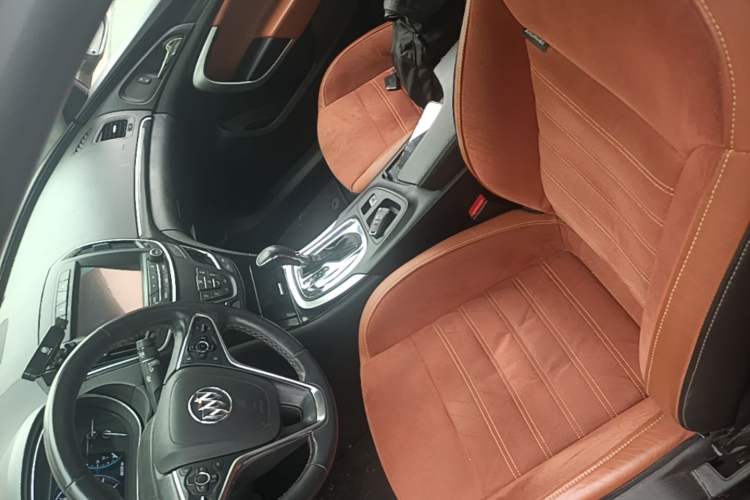 Used Buick Regal 2015 1.6T Elite Tech Model Left Front Seat