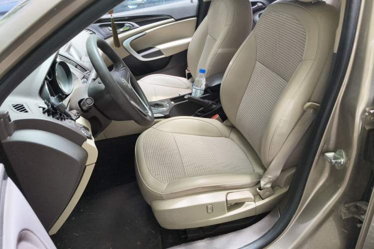 Used Buick Regal 2015 2.0L Leading Fashion Edition Left Front Seat