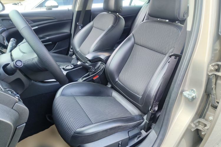 Used Buick Regal 2015 1.6T Leading Technology Model Left Front Seat