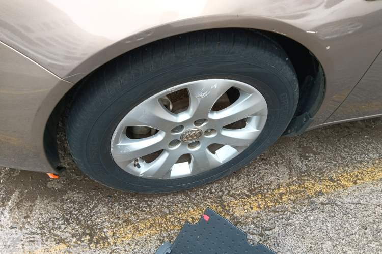 Used Buick Regal 2015 2.0L Leading Fashion Edition Left Front Wheel Hub