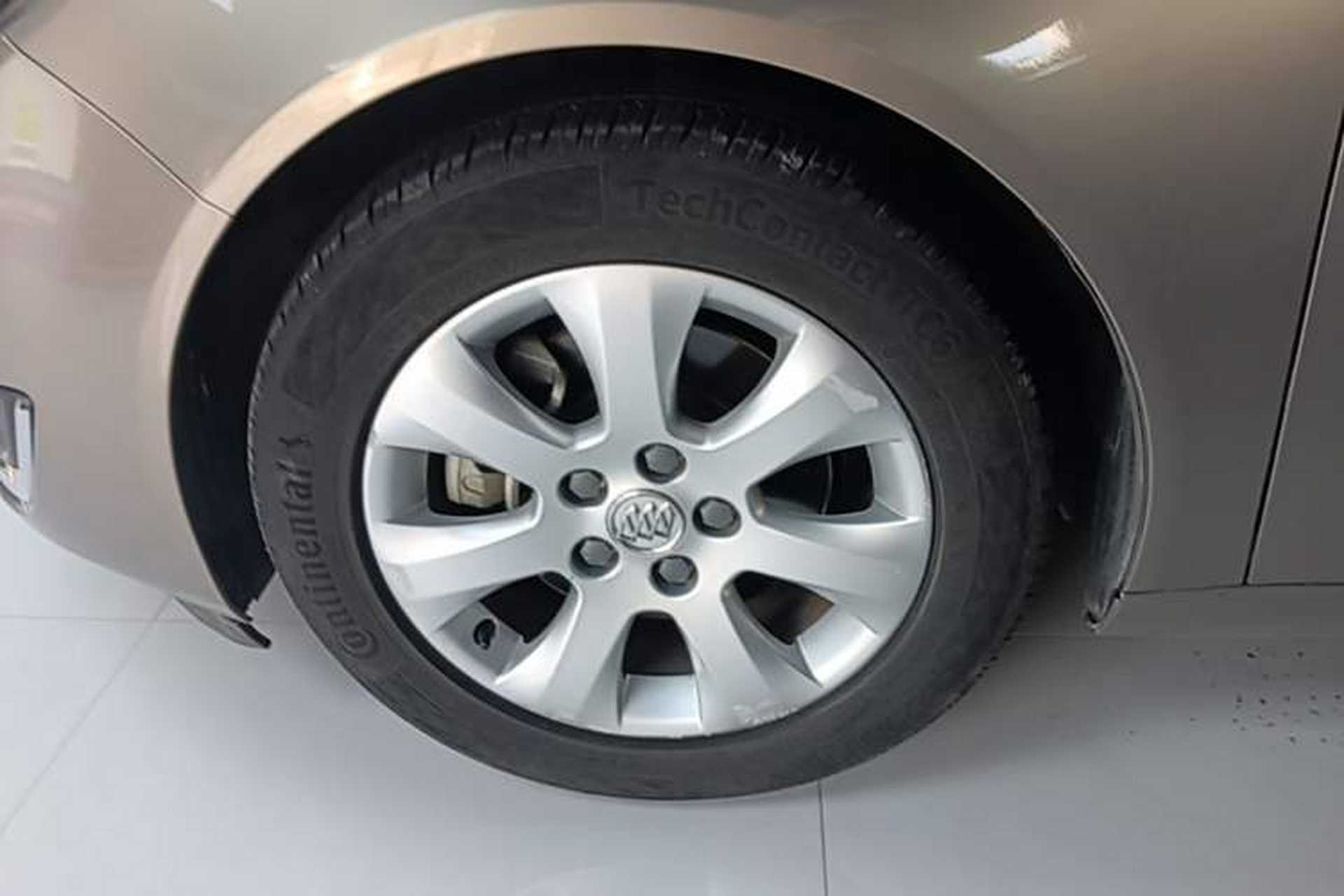 Used Buick Regal 2015 1.6T Leading Technology Model Left Front Wheel Hub