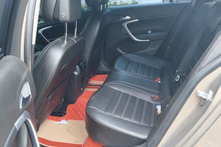 Used Buick Regal 2015 1.6T Fashion Tech Model Left Rear Seat