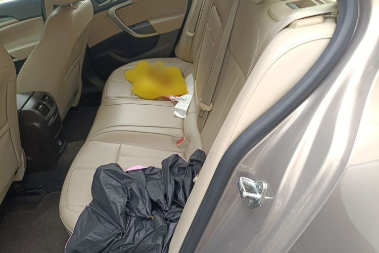 Used Buick Regal 2015 2.0L Elite Fashion Edition Left Rear Seat