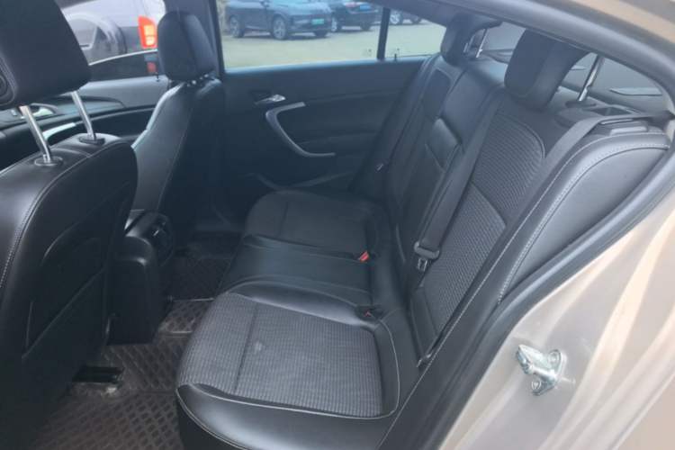 Used Buick Regal 2015 1.6T Leading Technology Model Left Rear Seat