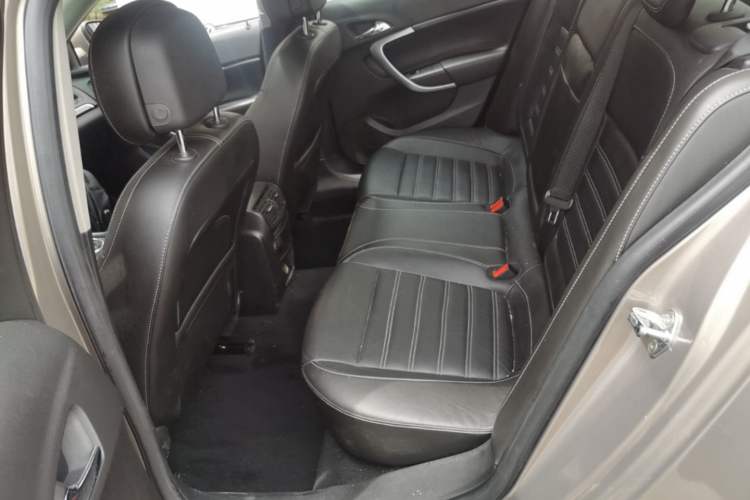 Used Buick Regal 2015 1.6T Elite Tech Model Left Rear Seat