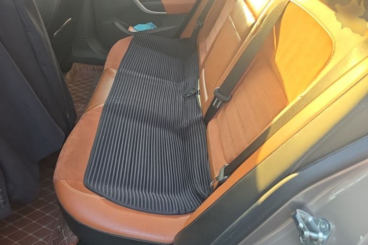 Used Buick Regal 2015 1.6T Elite Tech Model Left Rear Seat