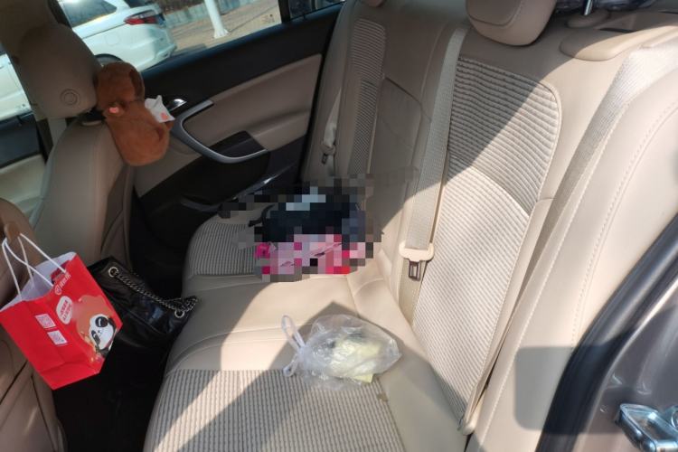 Used Buick Regal 2015 2.0L Leading Fashion Edition Left Rear Seat