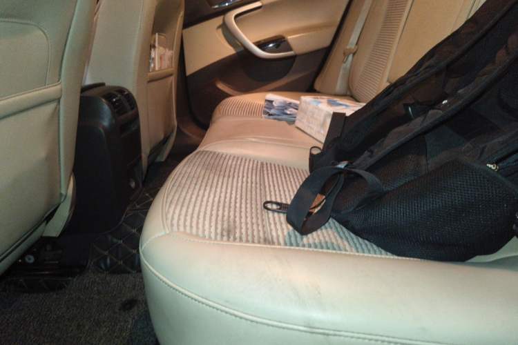 Used Buick Regal 2015 2.0L Leading Fashion Edition Left Rear Seat