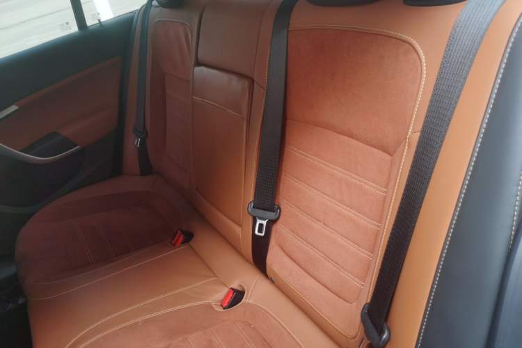 Used Buick Regal 2015 1.6T Elite Tech Model Left Rear Seat
