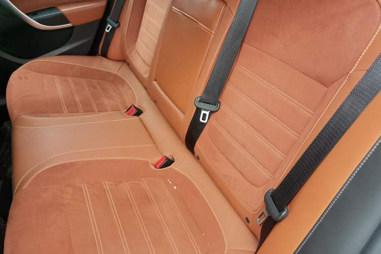 Used Buick Regal 2015 1.6T Elite Tech Model Left Rear Seat