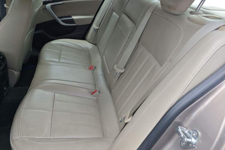 Used Buick Regal 2015 2.0L Elite Fashion Edition Left Rear Seat