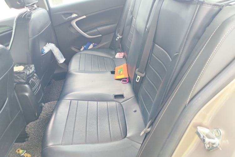 Used Buick Regal 2015 1.6T Leading Technology Model Left Rear Seat