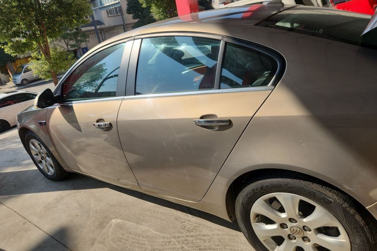 Used Buick Regal 2015 1.6T Elite Tech Model Left Side
