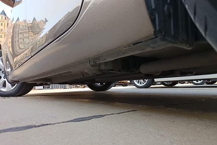 Used Buick Regal 2015 1.6T Elite Tech Model Left Side Sill
