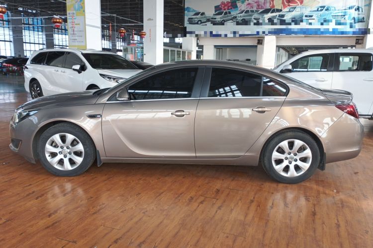 Used Buick Regal 2015 1.6T Leading Technology Model Left Side