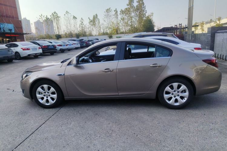 Used Buick Regal 2015 1.6T Leading Technology Model Left Side