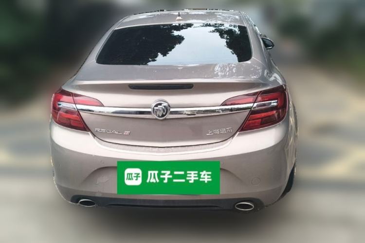 Used Buick Regal 2015 1.6T Fashion Tech Model Rear