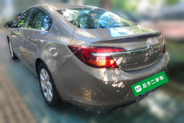 Used Buick Regal 2015 1.6T Leading Technology Model Rear Left 45 Deg