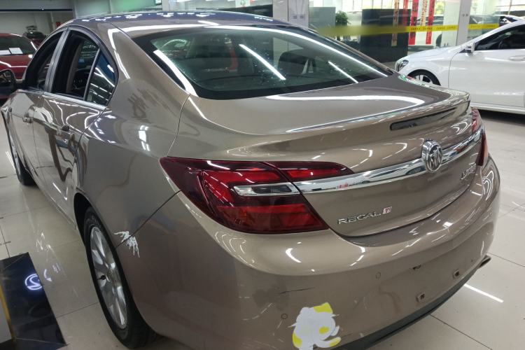 Used Buick Regal 2015 1.6T Leading Technology Model Rear Left 45 Deg