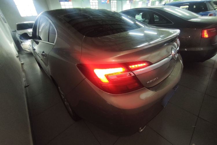 Used Buick Regal 2015 2.0L Leading Fashion Edition Rear Left 45 Deg