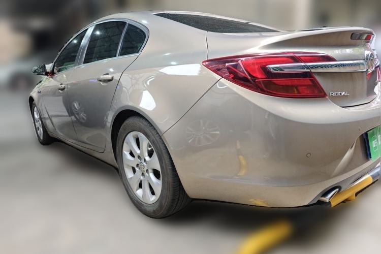 Used Buick Regal 2015 2.0L Leading Fashion Edition Rear Left 45 Deg