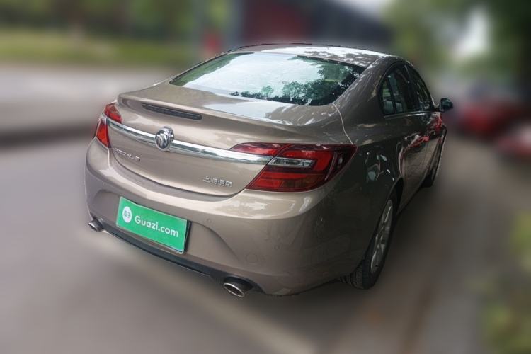 Used Buick Regal 2015 1.6T Leading Technology Model Rear Right 45 Deg