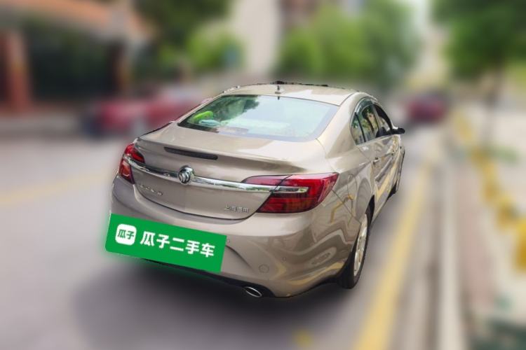Used Buick Regal 2015 1.6T Leading Technology Model Rear Right 45 Deg