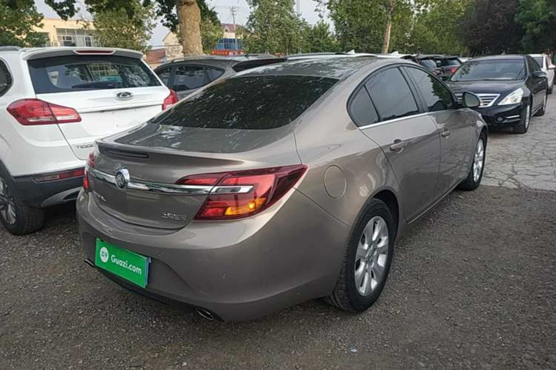Used Buick Regal 2015 2.0L Leading Fashion Edition Rear Right 45 Deg