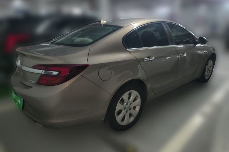Used Buick Regal 2015 1.6T Elite Tech Model Rear Right 45 Deg