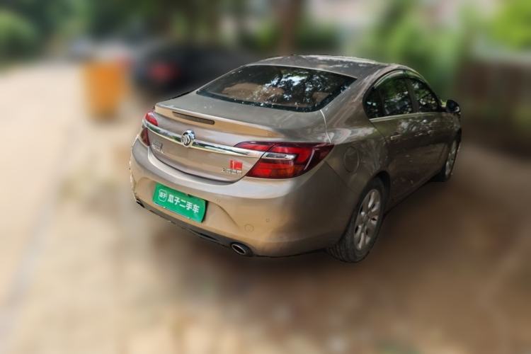 Used Buick Regal 2015 2.0L Leading Fashion Edition Rear Right 45 Deg