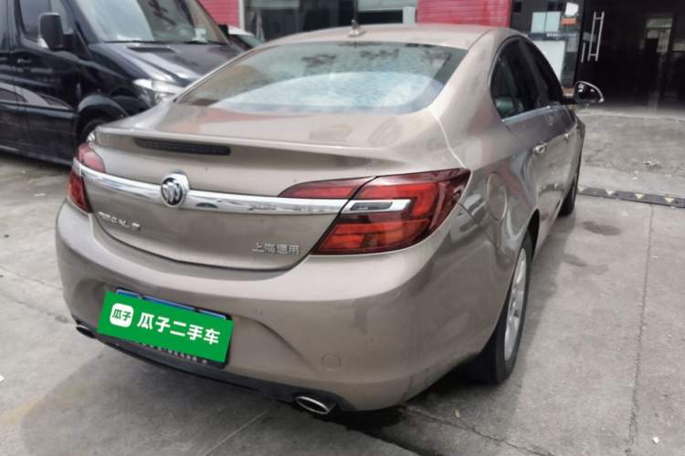 Used Buick Regal 2015 1.6T Elite Tech Model Rear Right 45 Deg