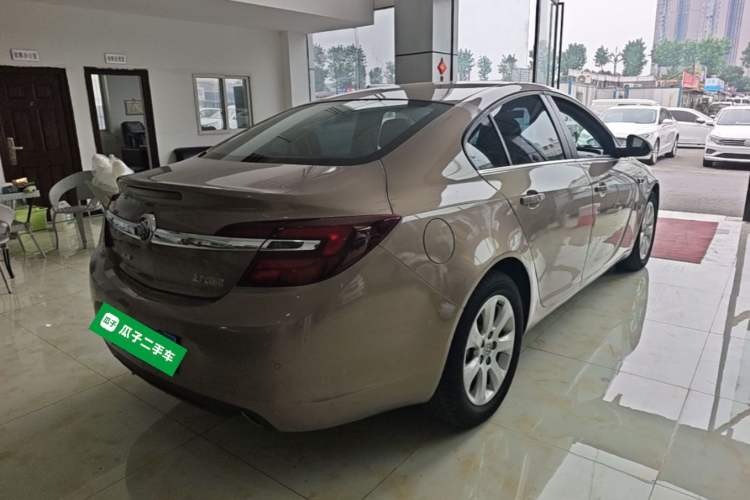 Used Buick Regal 2015 1.6T Leading Technology Model Rear Right 45 Deg