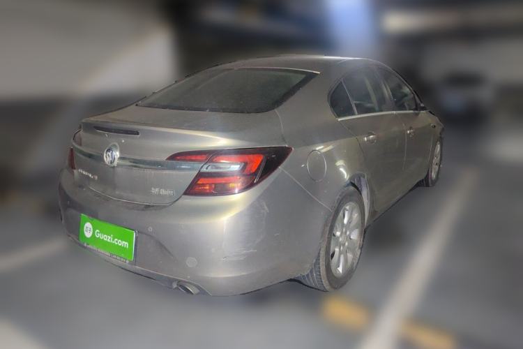 Used Buick Regal 2015 1.6T Leading Technology Model Rear Right 45 Deg